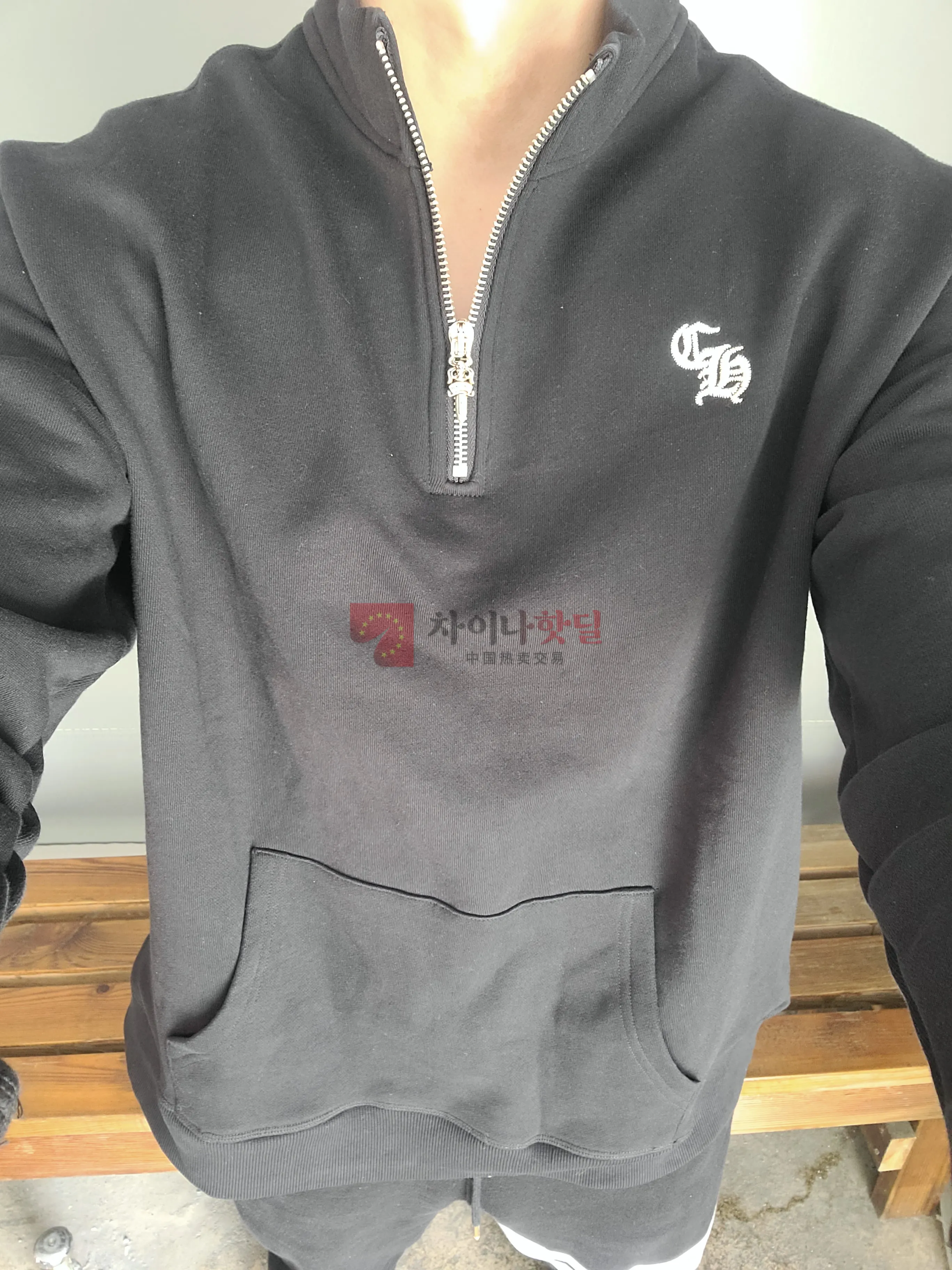 tb스토어 크롬하츠 반집업 긴팔후기에요